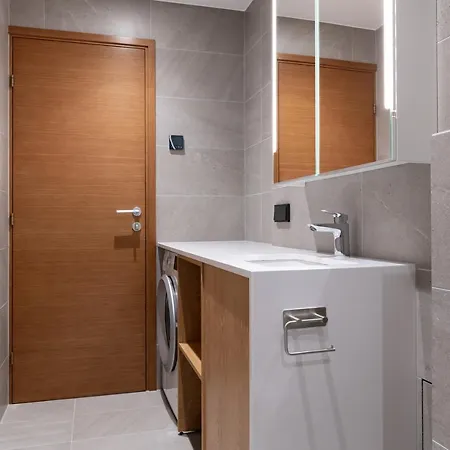 Lägenhet Self-check-in Spacious 1 Bedroom With Free Parking *